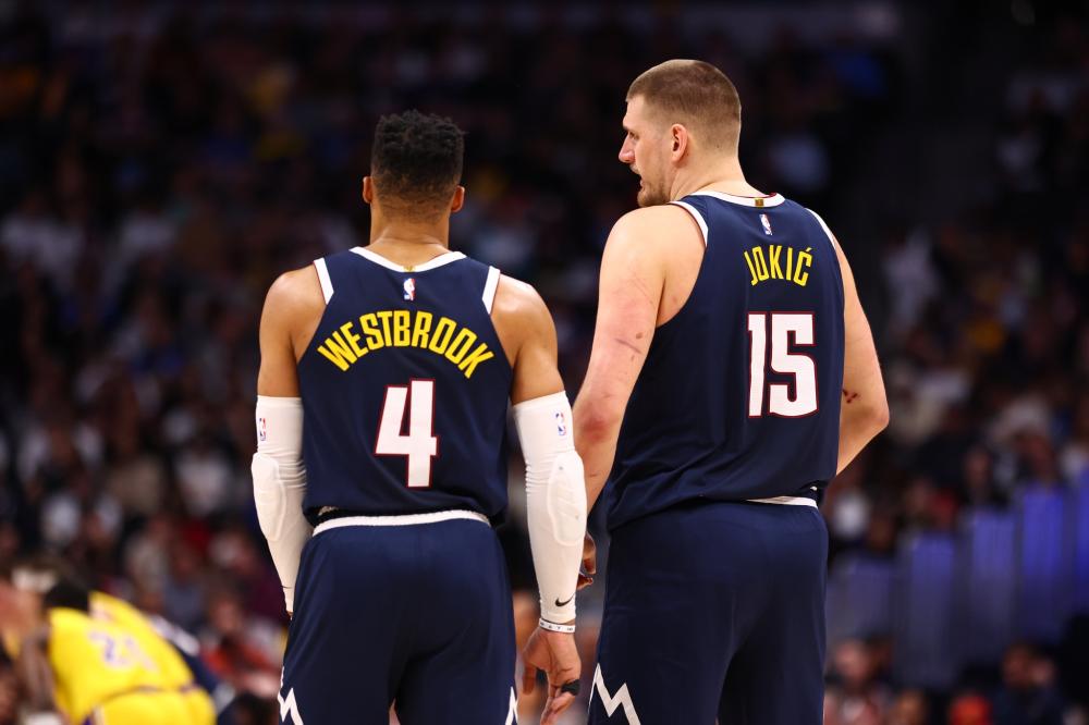 新人插入 新人插入